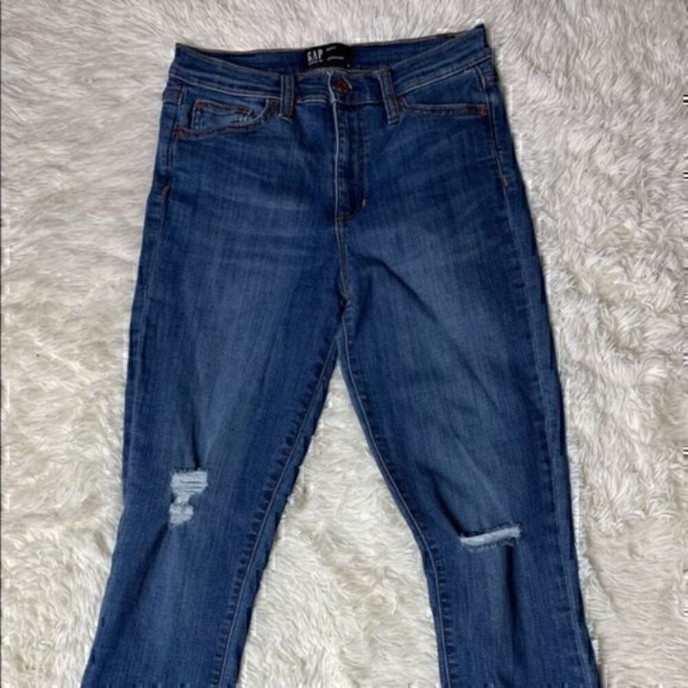 Women’s Distressed GAP Jegging Jeans size 4/27T